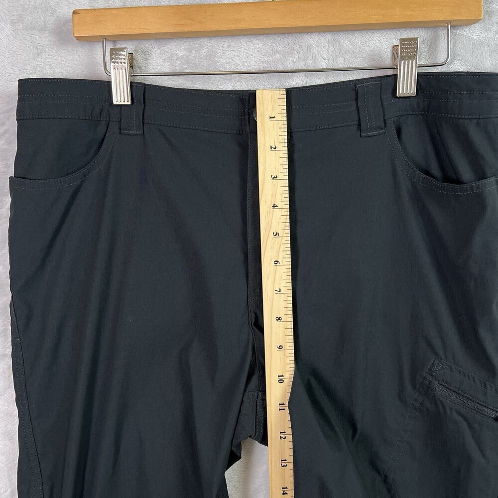 Eddie‎ Bauer Hiking Pants Women's 10 Black Cropped Athletic Outdoor Pockets - Picture 8 of 13